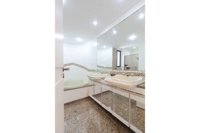Imagem Cobertura com 5 Quartos à Venda, 400 m² em Moema - São Paulo Imagem Cobertura com 5 Quartos à Venda, 400 m² em Moema - São Paulo