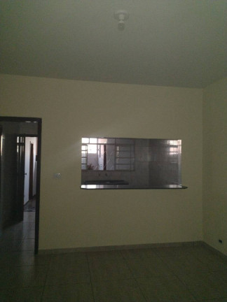 Imagem Casa com 3 Quartos à Venda, em Jardim Santo Antônio - Arapongas Imagem Casa com 3 Quartos à Venda, em Jardim Santo Antônio - Arapongas
