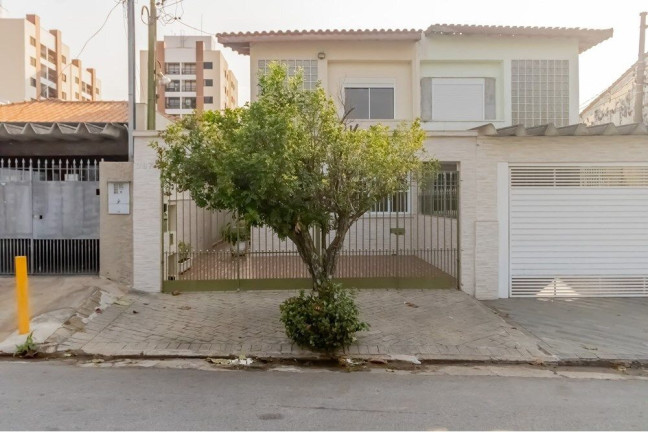 Imagem Casa com 3 Quartos à Venda, 151 m² em Caxingui - São Paulo Imagem Casa com 3 Quartos à Venda, 151 m² em Caxingui - São Paulo