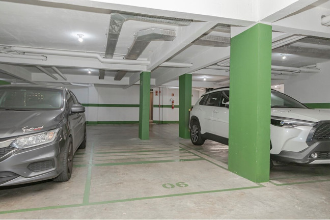 Imagem Imóvel com 3 Quartos à Venda, 93 m² em Petrópolis - Porto Alegre Imagem Imóvel com 3 Quartos à Venda, 93 m² em Petrópolis - Porto Alegre