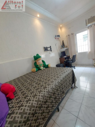 Imagem Casa com 2 Quartos à Venda, 100 m² em Ocian - Praia Grande Imagem Casa com 2 Quartos à Venda, 100 m² em Ocian - Praia Grande