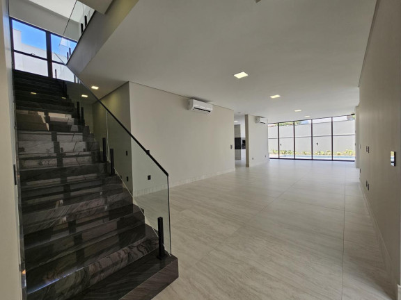 Imagem Casa com 4 Quartos à Venda, 320 m² em Vila Yolanda - Foz Do Iguaçu Imagem Casa com 4 Quartos à Venda, 320 m² em Vila Yolanda - Foz Do Iguaçu