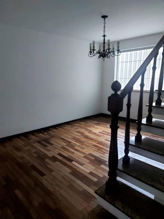 Imagem Casa com 3 Quartos à Venda, 250 m² em Campo Belo - São Paulo Imagem Casa com 3 Quartos à Venda, 250 m² em Campo Belo - São Paulo