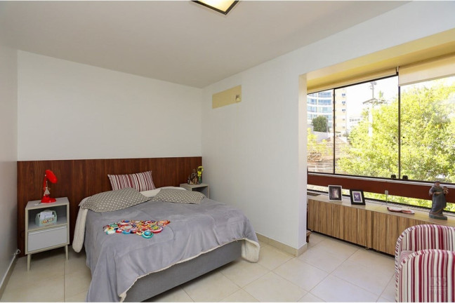 Imagem Apartamento com 2 Quartos à Venda, 66 m² em Menino Deus - Porto Alegre Imagem Apartamento com 2 Quartos à Venda, 66 m² em Menino Deus - Porto Alegre