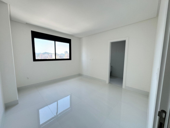 Imagem Apartamento com 4 Quartos à Venda, 176 m² em Meia Praia - Itapema Imagem Apartamento com 4 Quartos à Venda, 176 m² em Meia Praia - Itapema