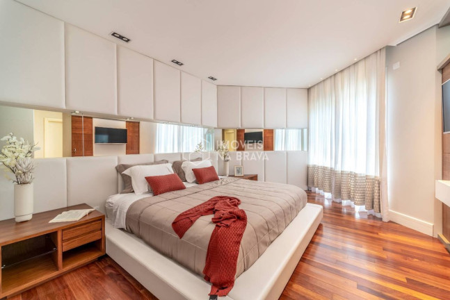 Apartamento com 3 Quartos à Venda, 166 m² em Praia Brava - Itajaí