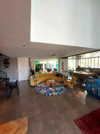 Imagem Casa com 4 Quartos à Venda, 500 m² em De Lourdes - Fortaleza Imagem Casa com 4 Quartos à Venda, 500 m² em De Lourdes - Fortaleza
