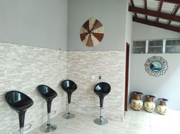 Imagem Sobrado com 5 Quartos à Venda, 230 m² em Conjunto Vera Cruz - Goiânia