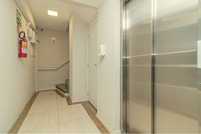 Imagem Apartamento com 1 Quarto à Venda, 40 m² em Menino Deus - Porto Alegre