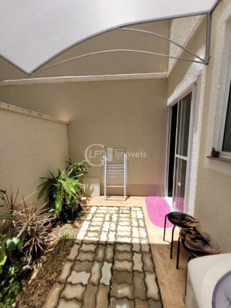 Imagem Imóvel com 2 Quartos à Venda, 43 m² em Tiradentes - Campo Grande
