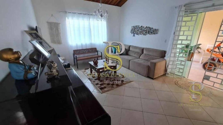 Imagem Chácara com 2 Quartos à Venda, 210 m² em Canjica - Mairiporã Imagem Chácara com 2 Quartos à Venda, 210 m² em Canjica - Mairiporã
