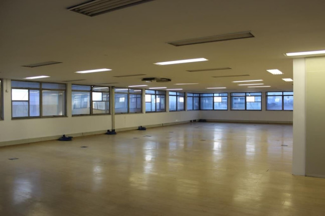 Sala Comercial à Venda, 517 m² em Pinheiros - São Paulo