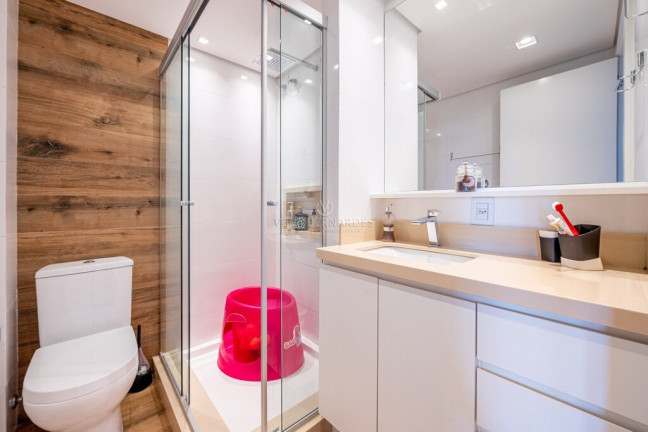 Imagem Apartamento com 3 Quartos à Venda, 150 m² em Cristal - Porto Alegre Imagem Apartamento com 3 Quartos à Venda, 150 m² em Cristal - Porto Alegre