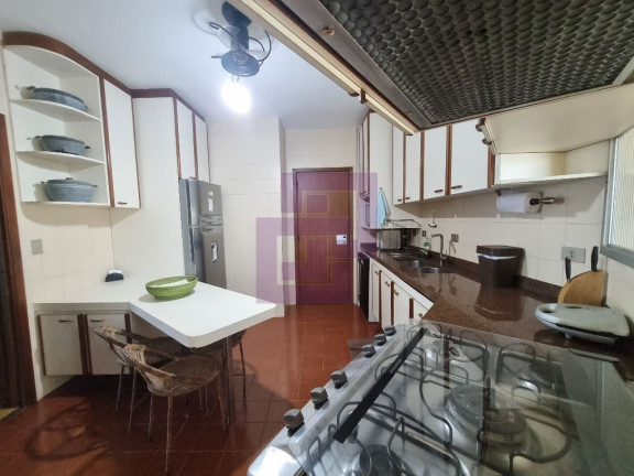 Imagem Apartamento com 3 Quartos à Venda, 190 m² em Jardim Astúrias - Guarujá