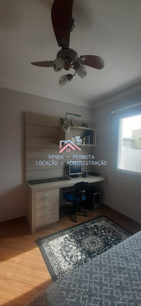 Imagem Casa com 3 Quartos à Venda, 170 m² em Engordadouro - Jundiaí