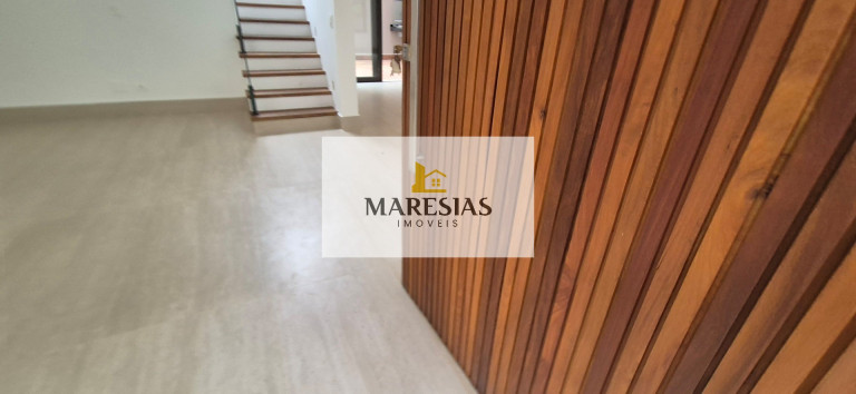 Imagem Casa com 4 Quartos à Venda, 260 m² em Juquehy - São Sebastião Imagem Casa com 4 Quartos à Venda, 260 m² em Juquehy - São Sebastião