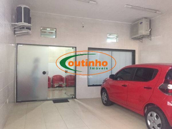 Imagem Casa com 6 Quartos à Venda, 383 m² em Maracanã - Rio De Janeiro Imagem Casa com 6 Quartos à Venda, 383 m² em Maracanã - Rio De Janeiro
