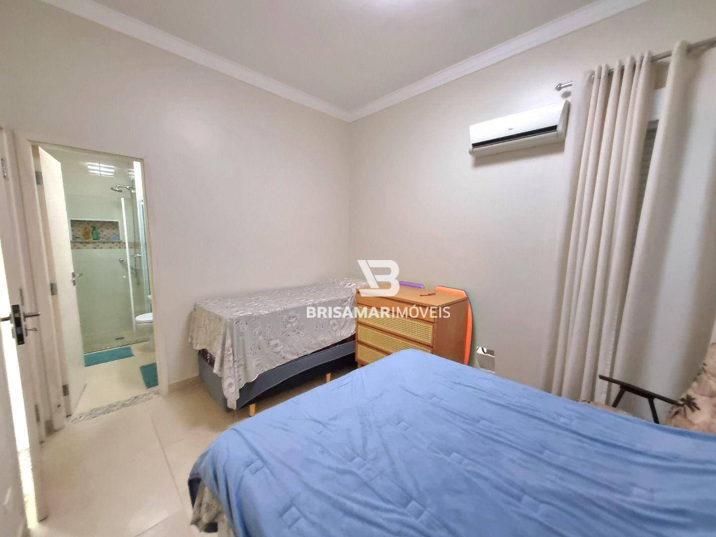 Imagem Apartamento com 4 Quartos à Venda, 220 m² em Pitangueiras - Guarujá