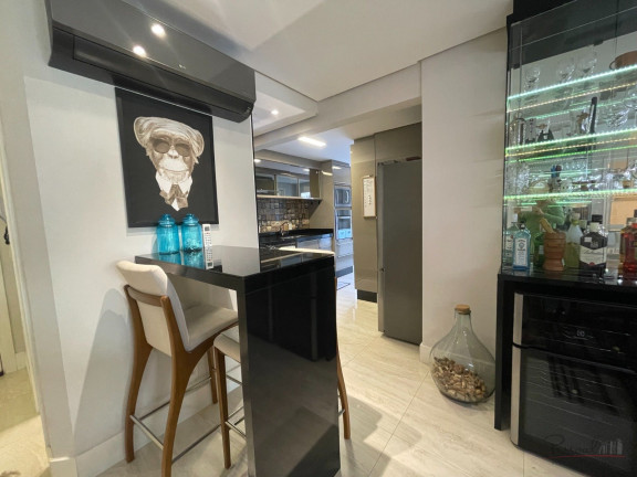 Imagem Apartamento com 3 Quartos à Venda, 311 m² em Agronômica - Florianópolis Imagem Apartamento com 3 Quartos à Venda, 311 m² em Agronômica - Florianópolis