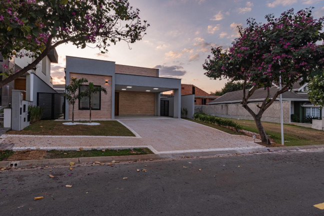 Casa de Condomínio com 3 Quartos à Venda, 195 m² em Vila Dos Plátanos - Campinas