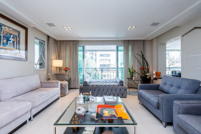Imagem Apartamento com 4 Quartos à Venda, 215 m² em Aclimação - São Paulo