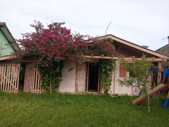 Imagem Casa com 3 Quartos à Venda, 300 m² em Nova Tramandaí - Tramandaí Imagem Casa com 3 Quartos à Venda, 300 m² em Nova Tramandaí - Tramandaí