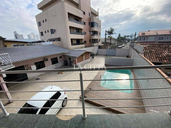 Casa com 4 Quartos à Venda, 268 m² em Barra Do Rio - Itajaí