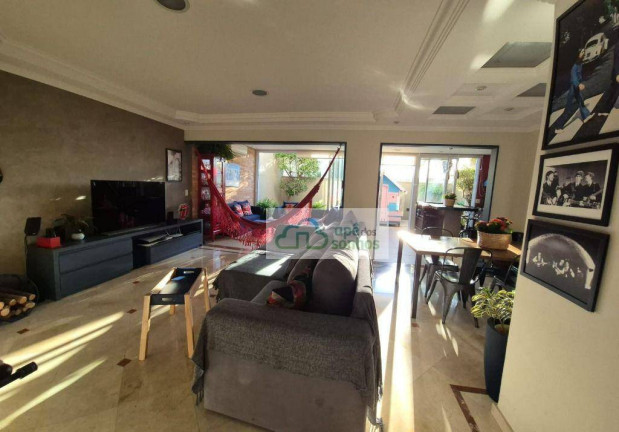 Imagem Casa com 3 Quartos à Venda, 180 m² em Tamboré - Santana De Parnaíba