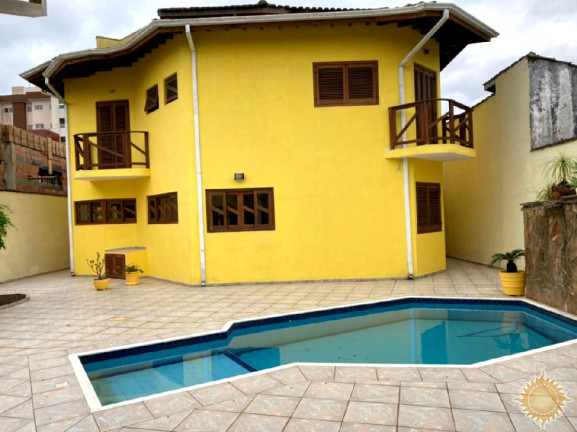 Imagem Casa com 6 Quartos à Venda, 375 m² em Centro - Ubatuba Imagem Casa com 6 Quartos à Venda, 375 m² em Centro - Ubatuba