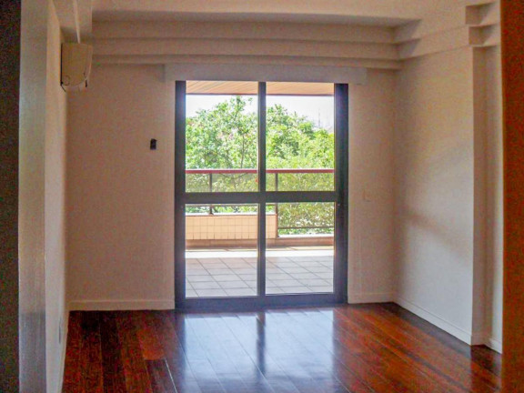Imagem Apartamento com 4 Quartos à Venda, 245 m² em Barra Da Tijuca - Rio De Janeiro