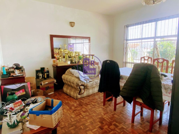 Imagem Casa com 4 Quartos à Venda, 360 m² em Vitória - Londrina