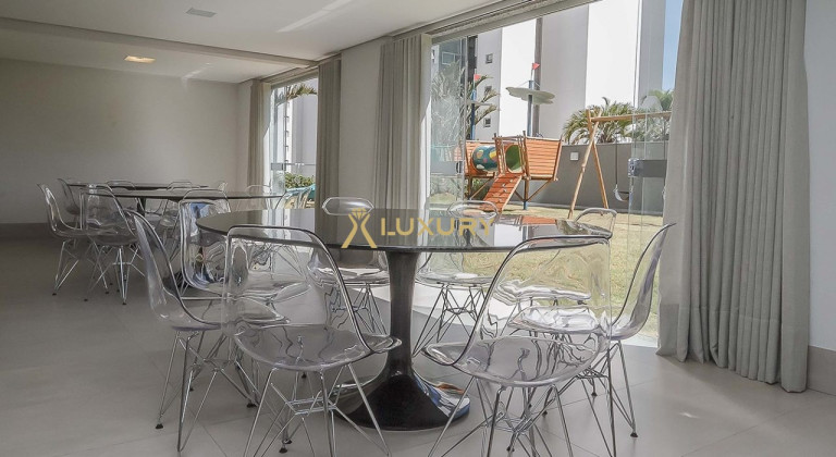 Imagem Imóvel com 4 Quartos à Venda, 215 m² em Vila Da Serra - Nova Lima Imagem Imóvel com 4 Quartos à Venda, 215 m² em Vila Da Serra - Nova Lima