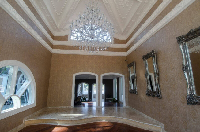 Sala Comercial à Venda, 1.635 m² em Jardim Santa Paula - Cotia