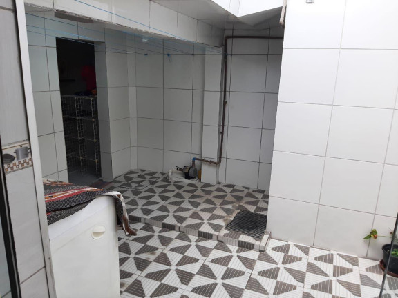 Imagem Casa com 3 Quartos à Venda, 220 m² em Engenho Do Meio - Recife Imagem Casa com 3 Quartos à Venda, 220 m² em Engenho Do Meio - Recife