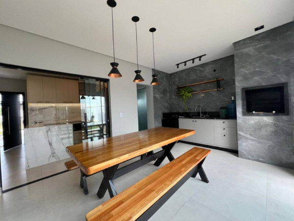 Imagem Casa com 3 Quartos à Venda, 150 m² em Centro - Balneário Barra Do Sul Imagem Casa com 3 Quartos à Venda, 150 m² em Centro - Balneário Barra Do Sul