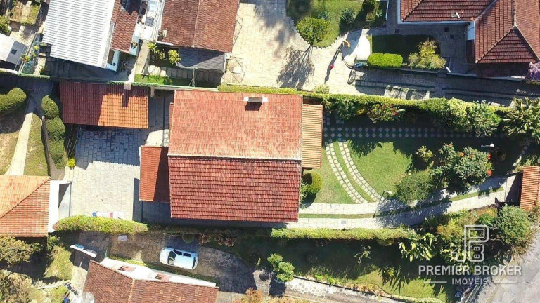 Imagem Casa com 3 Quartos à Venda, 271 m² em Bom Retiro - Teresópolis Imagem Casa com 3 Quartos à Venda, 271 m² em Bom Retiro - Teresópolis