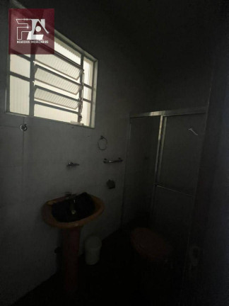 Imagem Sobrado com 4 Quartos à Venda, 202 m² em Vila Comendador Rodrigues Alves - Guaratinguetá Imagem Sobrado com 4 Quartos à Venda, 202 m² em Vila Comendador Rodrigues Alves - Guaratinguetá