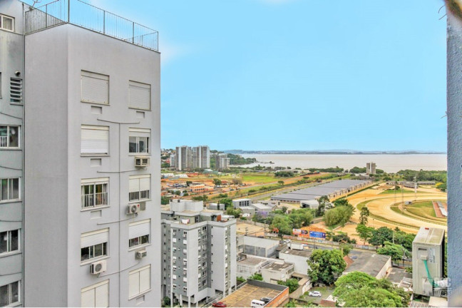 Apartamento com 3 Quartos à Venda, 79 m² em Cristal - Porto Alegre