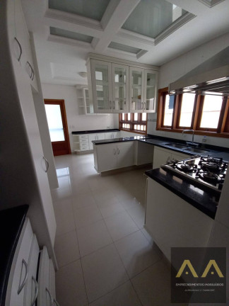 Imagem Casa com 4 Quartos à Venda, 300 m² em Alphaville - Santana De Parnaíba Imagem Casa com 4 Quartos à Venda, 300 m² em Alphaville - Santana De Parnaíba