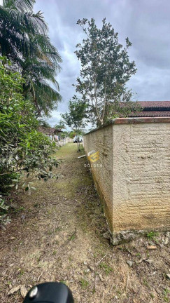 Imagem Casa com 2 Quartos à Venda, 90 m² em Centro - Canelinha