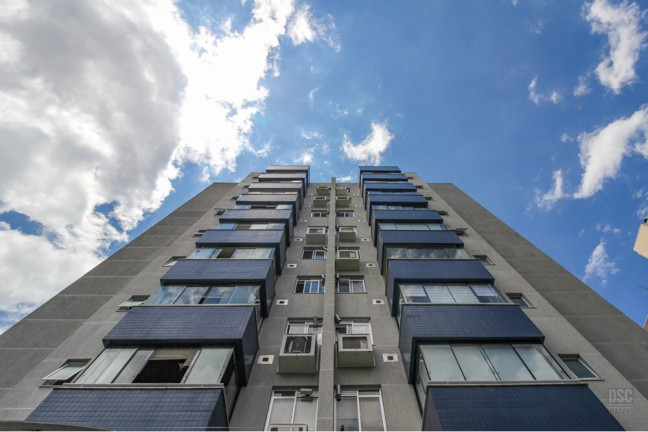 Imagem Apartamento com 2 Quartos à Venda, 71 m² em Santana - Porto Alegre Imagem Apartamento com 2 Quartos à Venda, 71 m² em Santana - Porto Alegre
