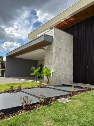Casa de Condomínio com 4 Quartos à Venda, 235 m² em Condomínio Residencial Grand Trianon - Anápolis