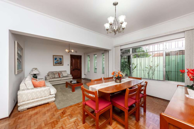 Imagem Casa com 4 Quartos à Venda, 226 m² em Vila Isa - São Paulo
