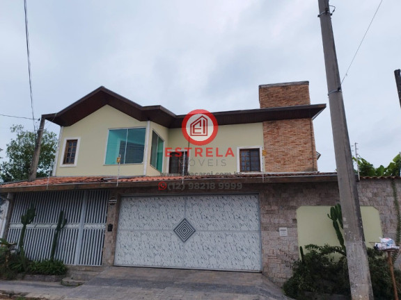 Casa com 3 Quartos à Venda, 240 m² em Jardim Bela Vista - Jacareí