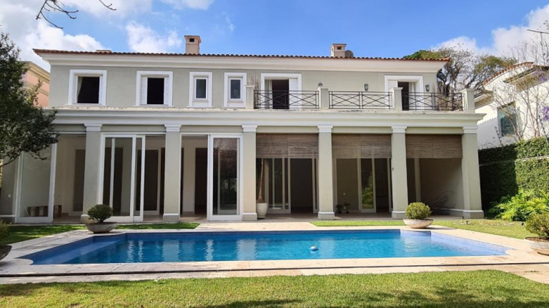 Casa com 4 Quartos à Venda, 750 m² em Jardim Europa - São Paulo