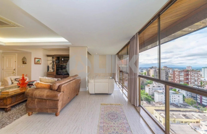 Imagem Imóvel com 4 Quartos à Venda, 461 m² em Bela Vista - Porto Alegre Imagem Imóvel com 4 Quartos à Venda, 461 m² em Bela Vista - Porto Alegre
