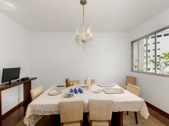Imagem Apartamento com 4 Quartos à Venda, 244 m² em Vila Uberabinha - São Paulo