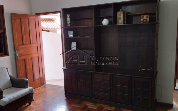 Imagem Casa com 4 Quartos à Venda, 143 m² em Centro - São Lourenço
