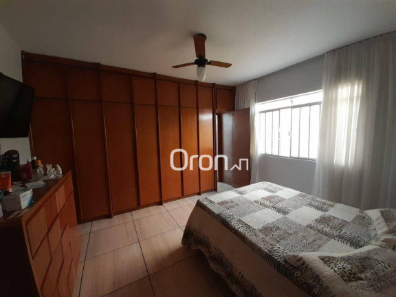 Imagem Casa com 4 Quartos à Venda, 186 m² em Setor Leste Universitário - Goiânia