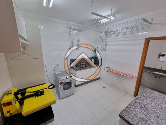 Imagem Sobrado com 3 Quartos à Venda, 266 m² em Osvaldo Cruz - São Caetano Do Sul